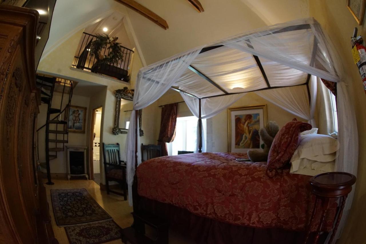 Fleur De Europeran * Lake Arrowhead